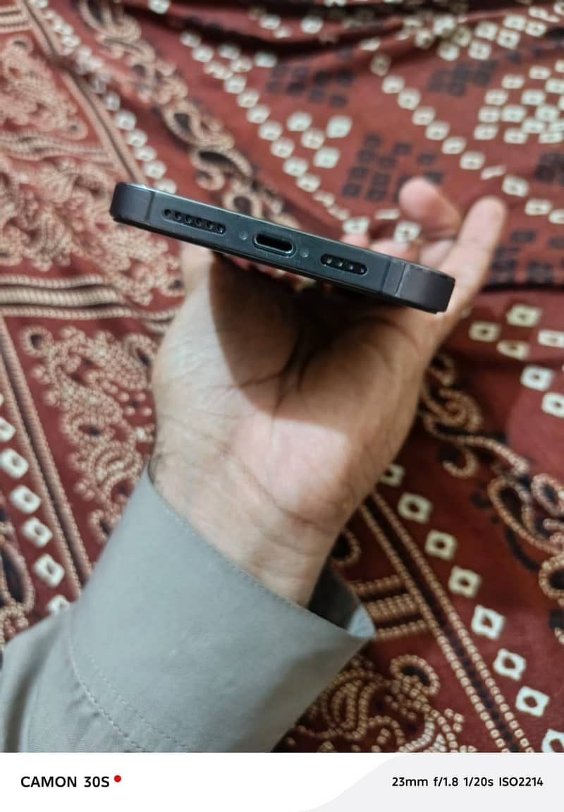 Apple iPhone 14 Pro Max 4