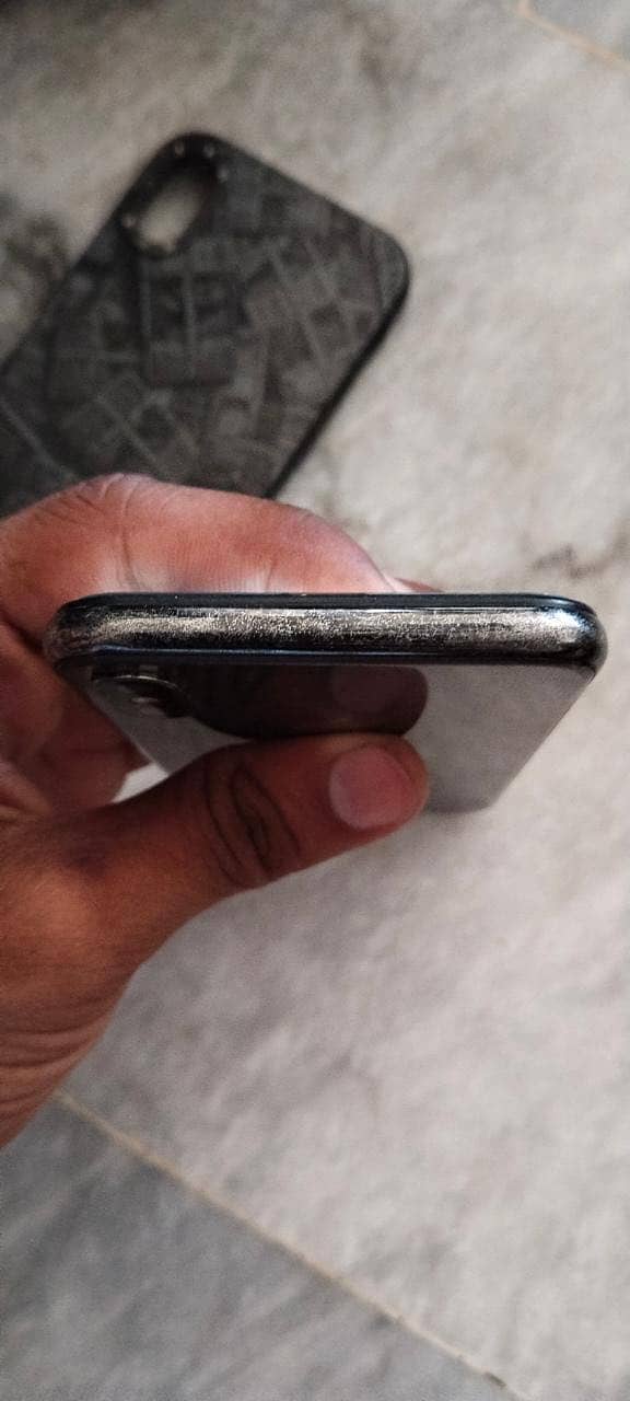 Apple iPhone X 1