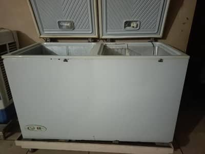 Waves refrigerator and freezer