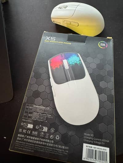 Attack shark x5 White Mouse Tri Mode