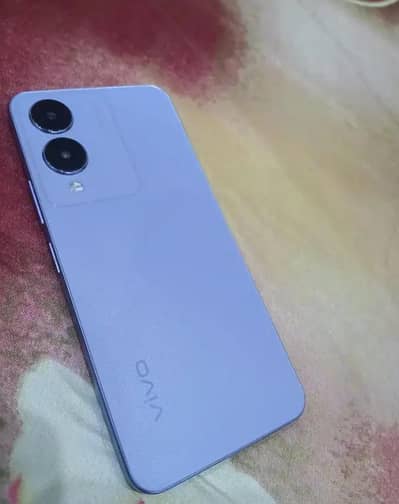 Vivo Y17s