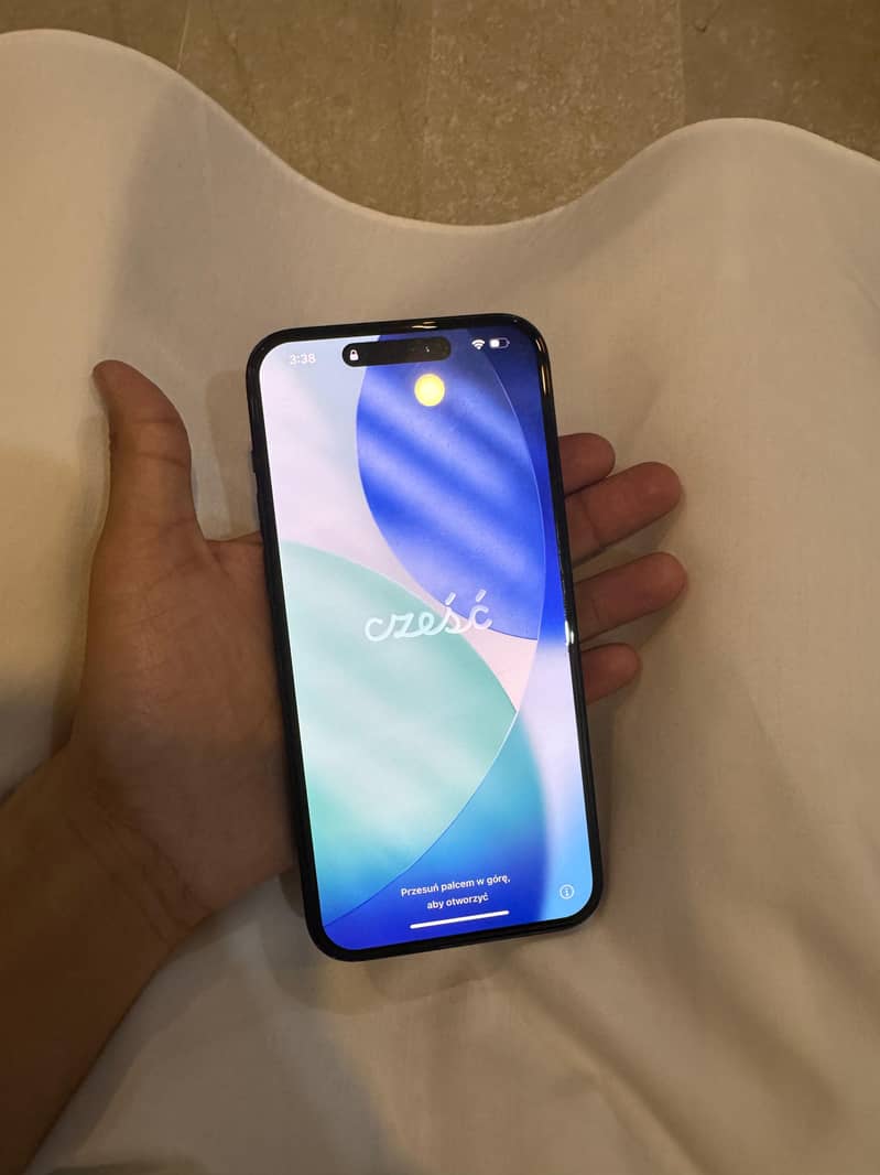 Apple iPhone 15 plus 4