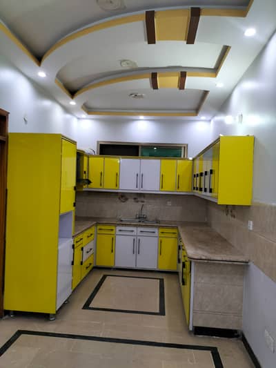 240 sq yards beutyfull new portion for rent in KDA society