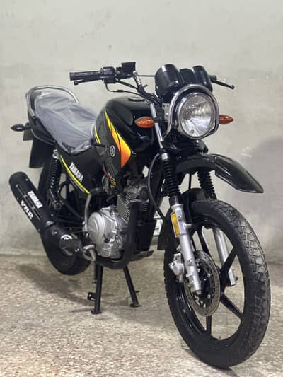Yamaha ybr125g 2022 model ( 14000 used only )