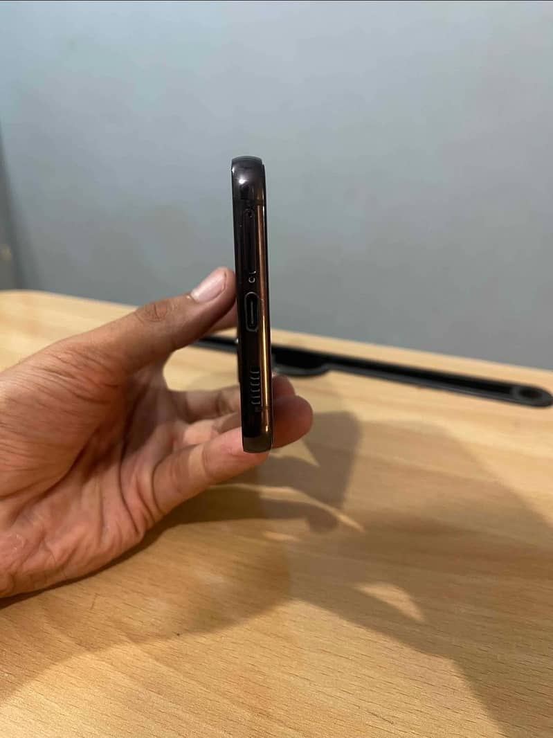 Samsung S22 Plus 5