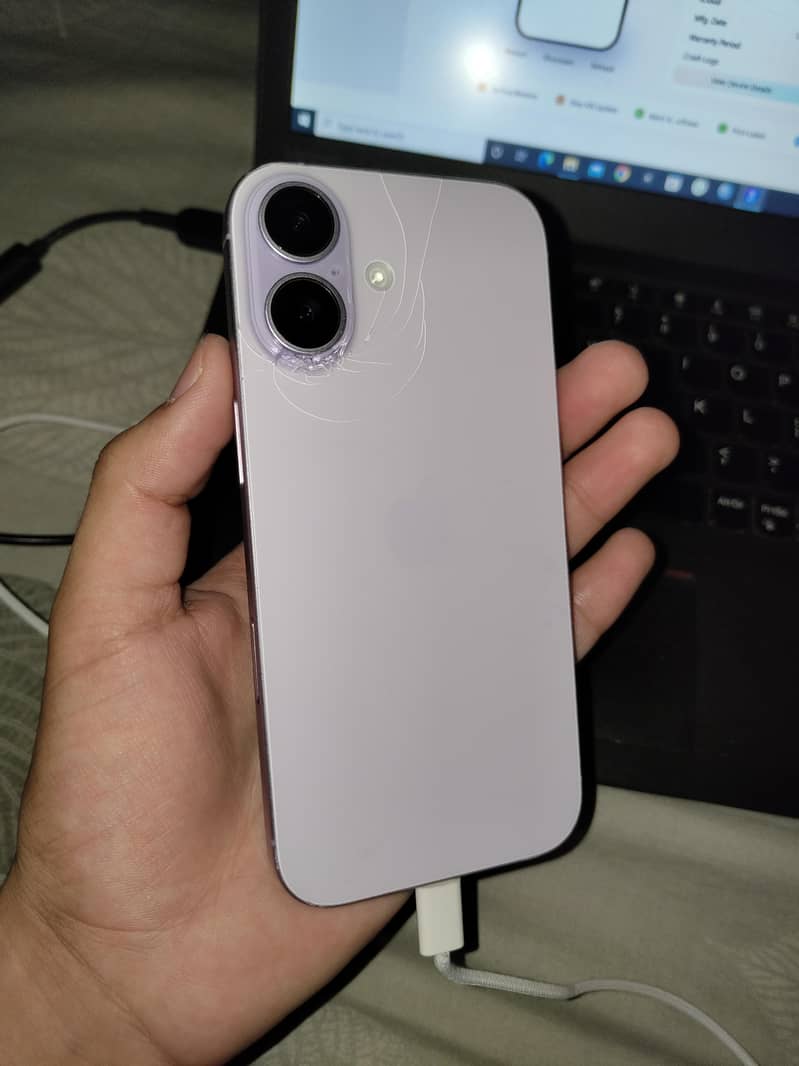 Apple iPhone 17 2