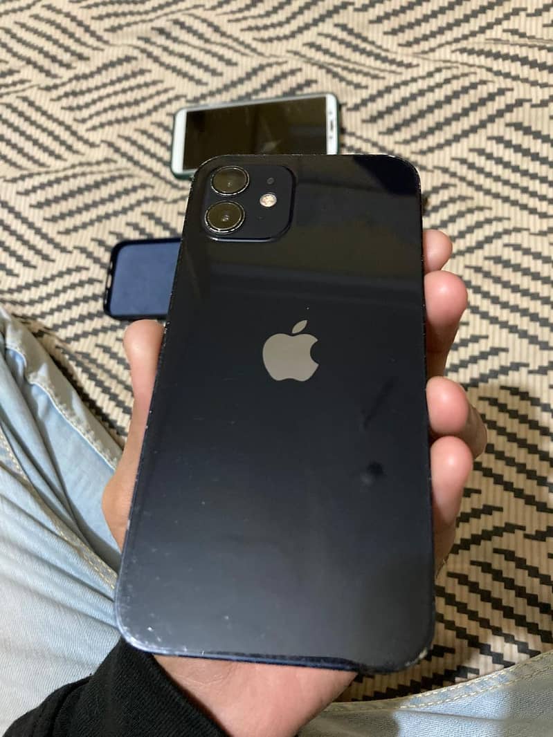 Apple iPhone 12 0