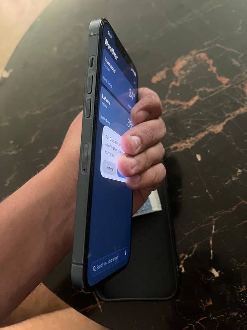 Iphone 12 pro max 3