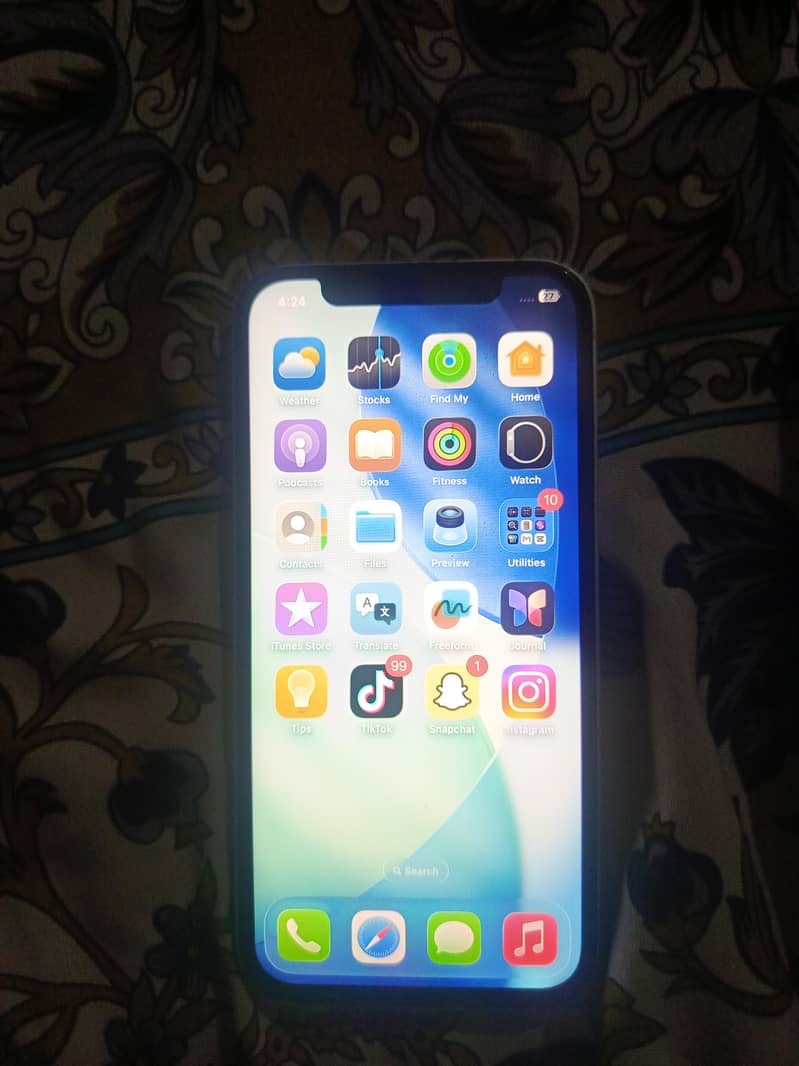 Apple iPhone 12 1