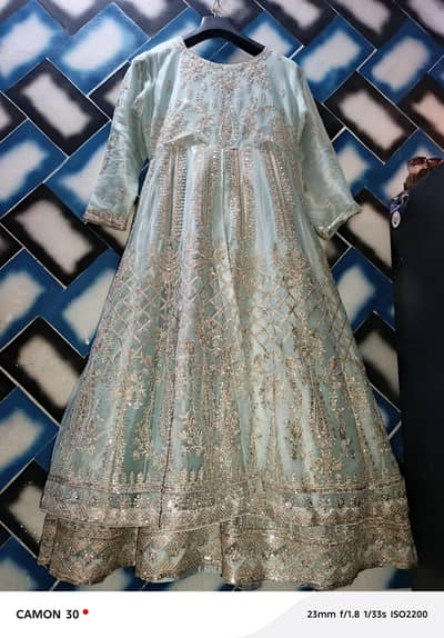 ASSALAM O ALAIQUM. . I am selling maxi