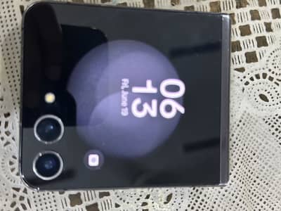 Samsung Mobile Z Flip 5