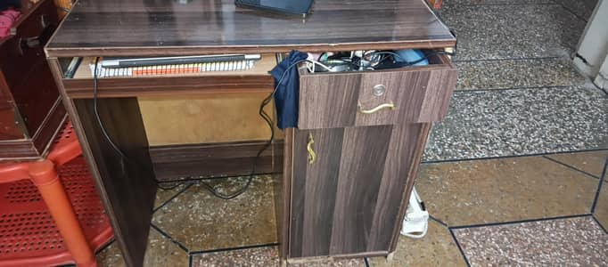 computer table 03118324134 urgent sale