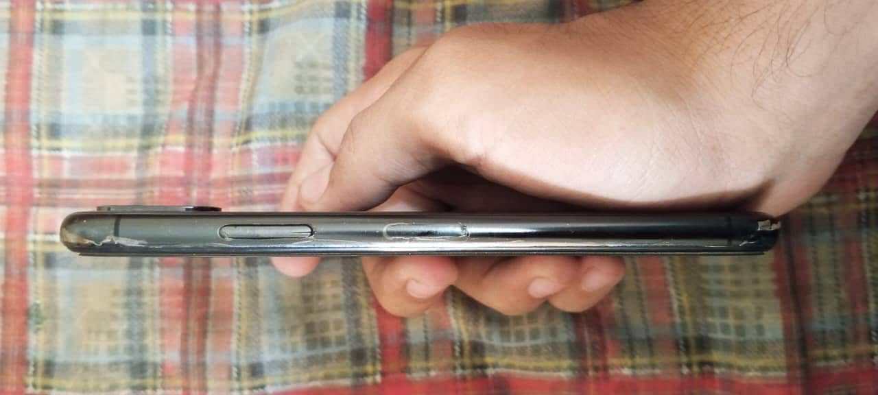 Apple iPhone X 1
