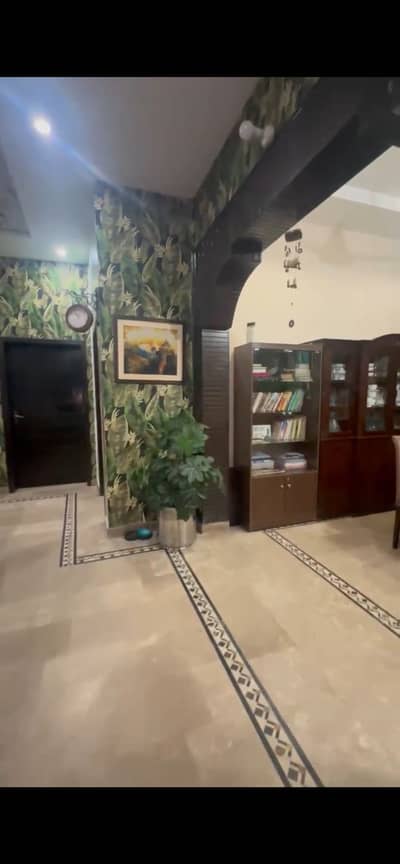 10 Marla house for sale