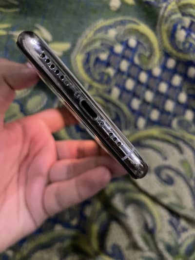 Apple iPhone XS