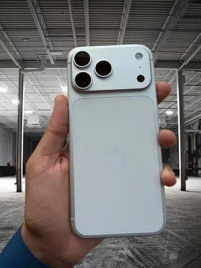 Apple iPhone 17 Pro Max with Box & Premium Accessories