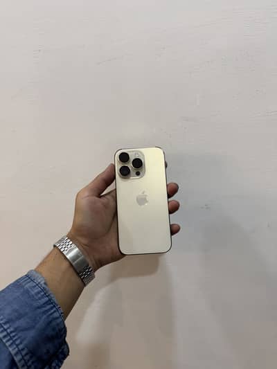 iphone 14 pro Factory unlock 256gb 92 bh 9.5/10