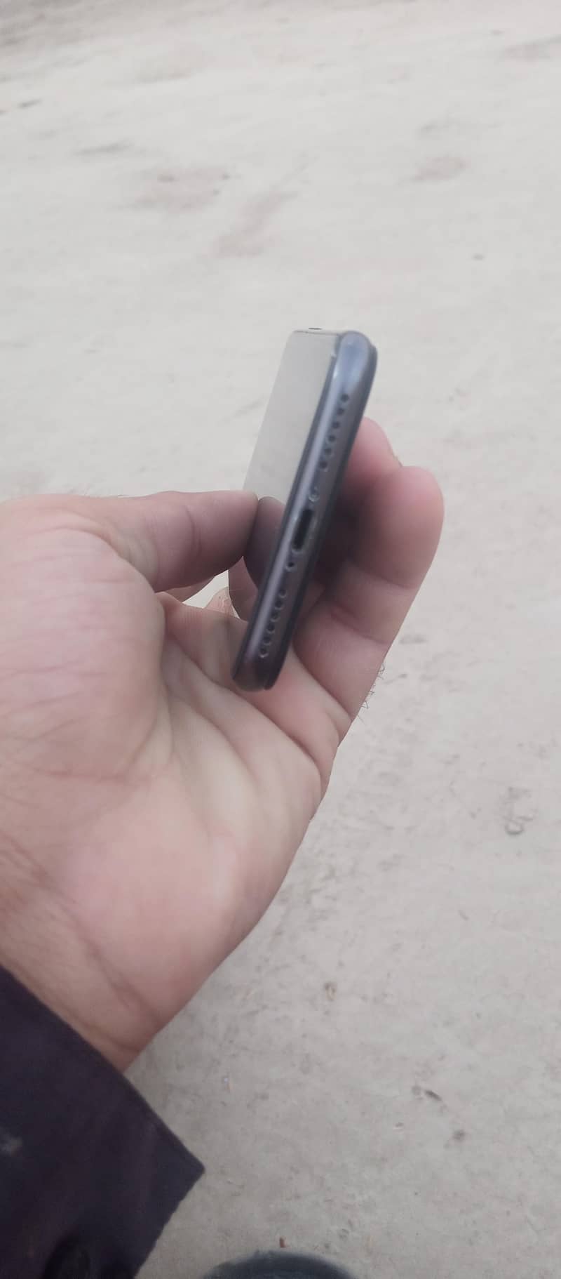 Apple iPhone 8 3