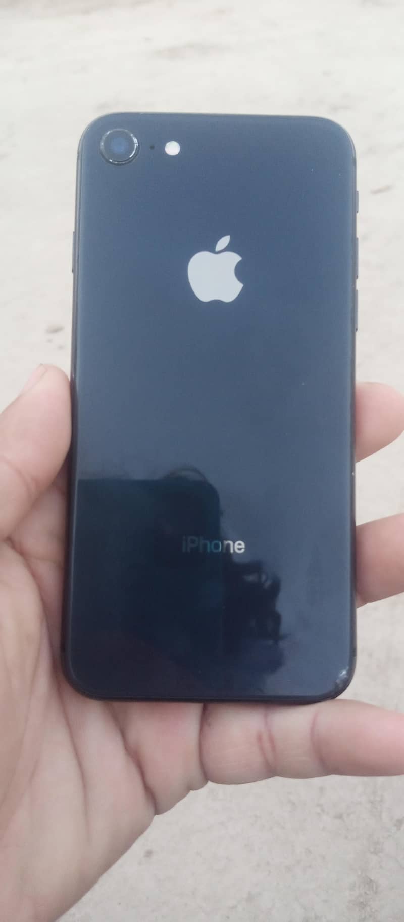 Apple iPhone 8 6