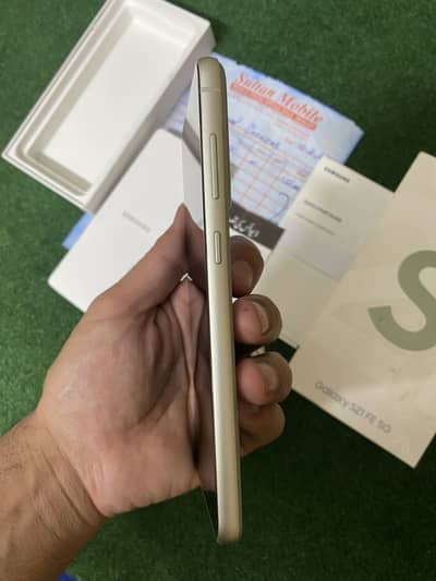 Samsung S21 FE Official PTA Just like brand new