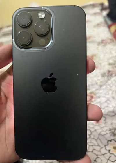 Apple iPhone 16 Pro Max
