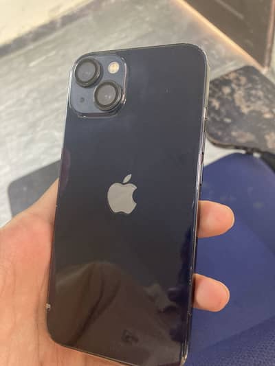 Apple iPhone 13