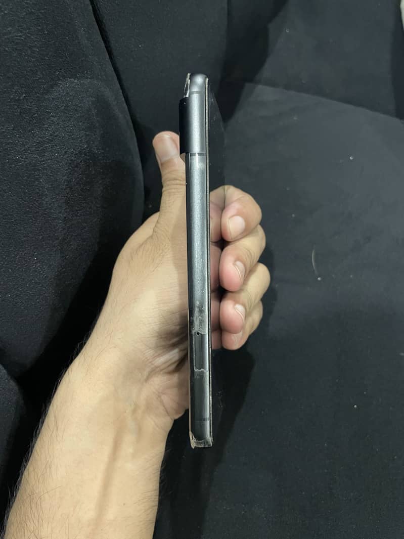 Google Pixel 8 1