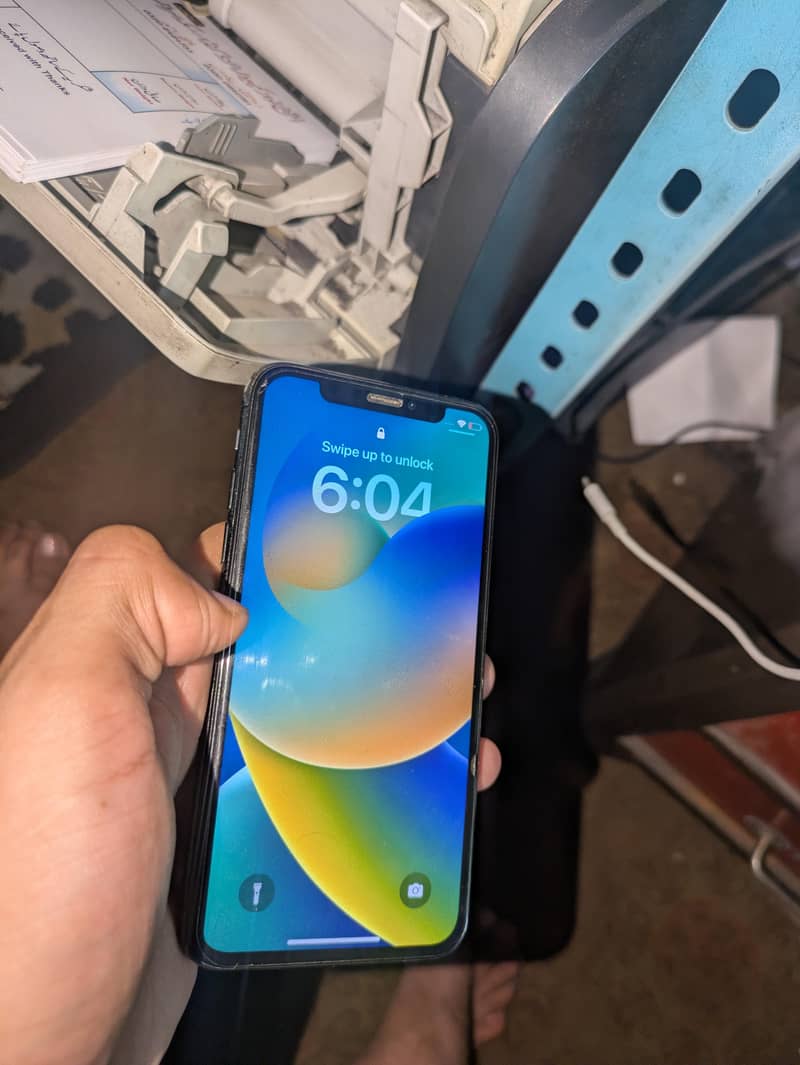 Apple iPhone X 2