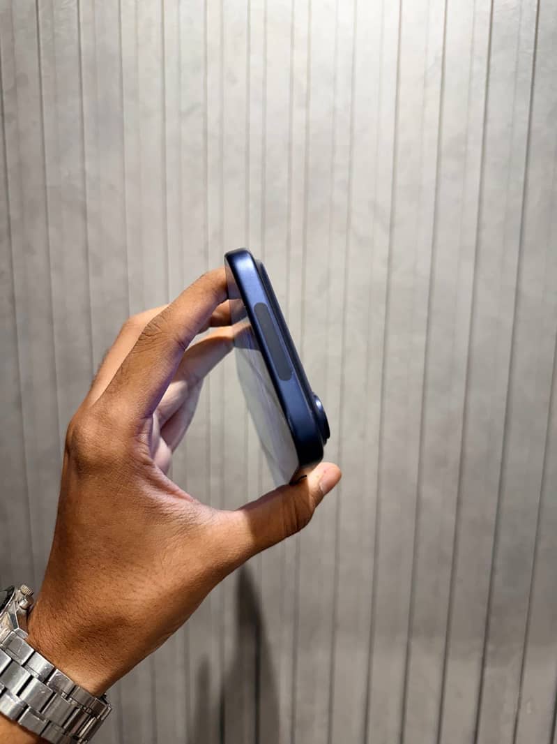 Apple iPhone 17 Pro Max 2