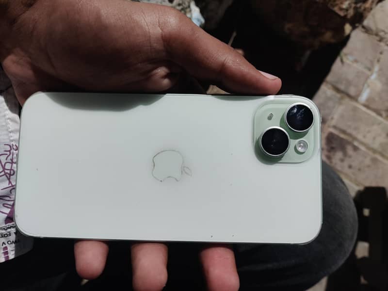 iPhone 15 plus 0