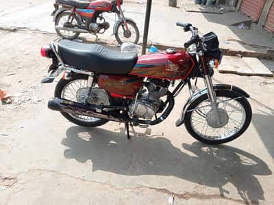 honda cg 125 26 model mera name ka liter ha fresh condition