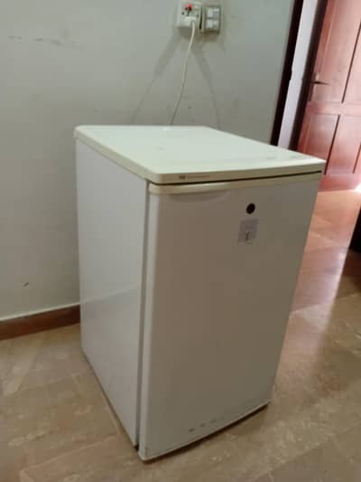 Room fridge
