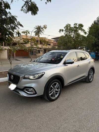 MG HS Trophy Edition 2022