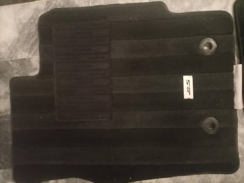 FLOOR MATS 2