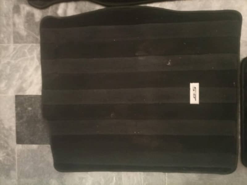 FLOOR MATS 3