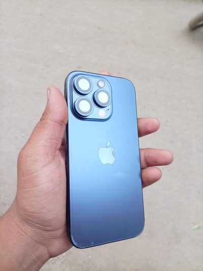 Apple iPhone 15 Pro