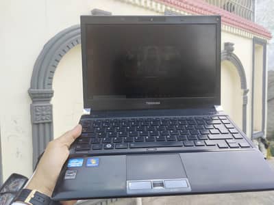  Toshiba Portege R830 Laptop For Sale