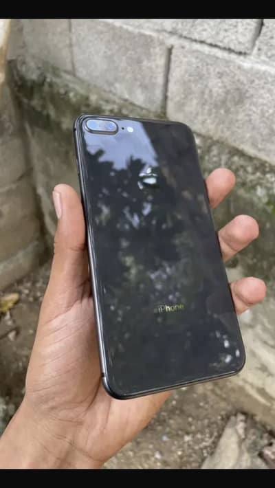 Apple iPhone 8 Plus