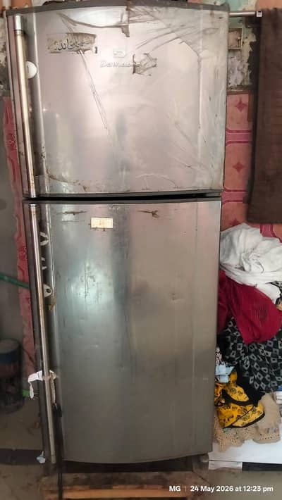 dawlance fridge