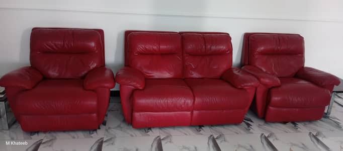 Lush Red Leather 4-Seater Sofa Set (2+1+1) – Comfortable & Elegant