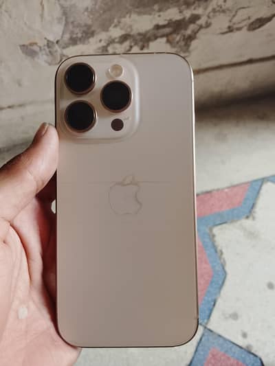 Apple iPhone 16 Pro read add