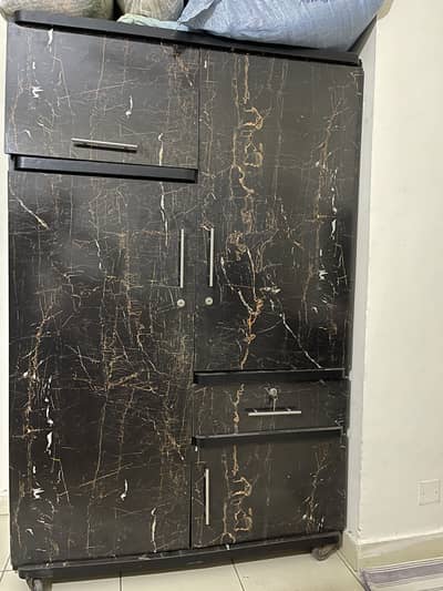Premium Marble Finish Wardrobe | 4x6 Ft | Like New Condition