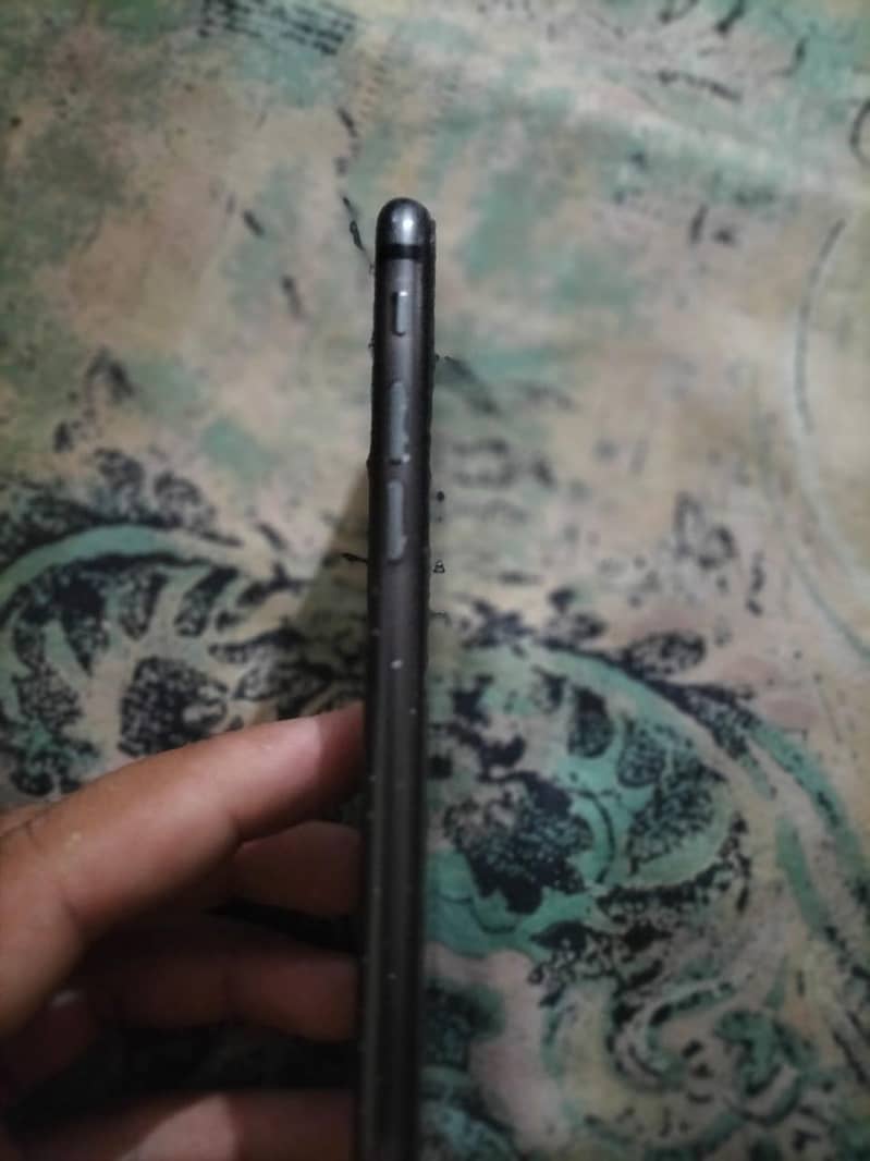Apple iPhone 8 2
