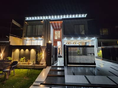1 KANAL BRAND NEW FACING PARK Ultra Modern style Dreamy house Double Highted Lobby stylish luxery house available for sale in VALANCIA TOWN LAHORE by Fast property services Lahore with original pics n original property