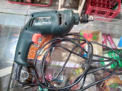 BLACK DECKER DRILL