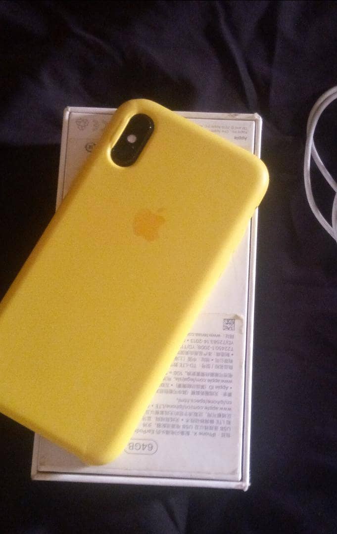 Apple iPhone X 0