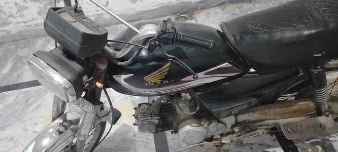 motorcycle 70