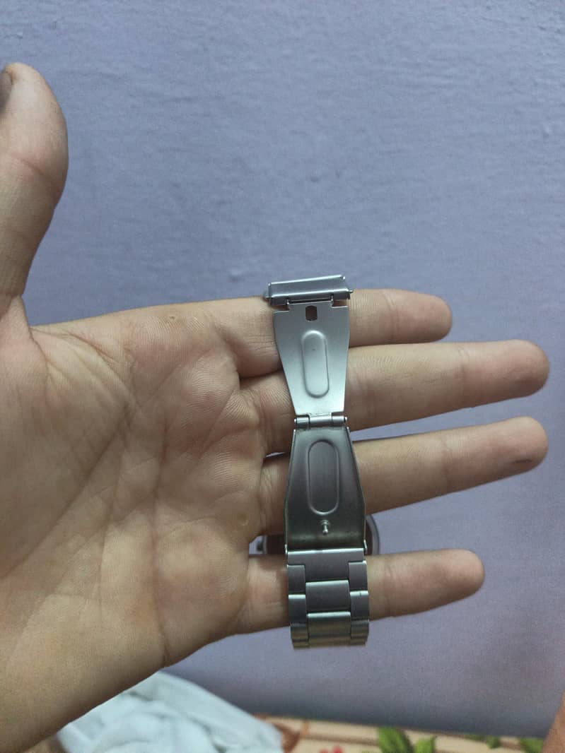 watch 1