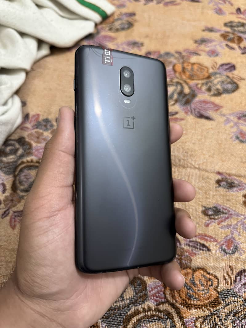 One Plus 6T 1