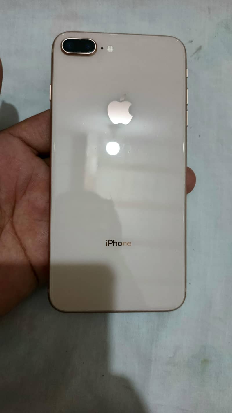 Apple iPhone 8 Plus 0